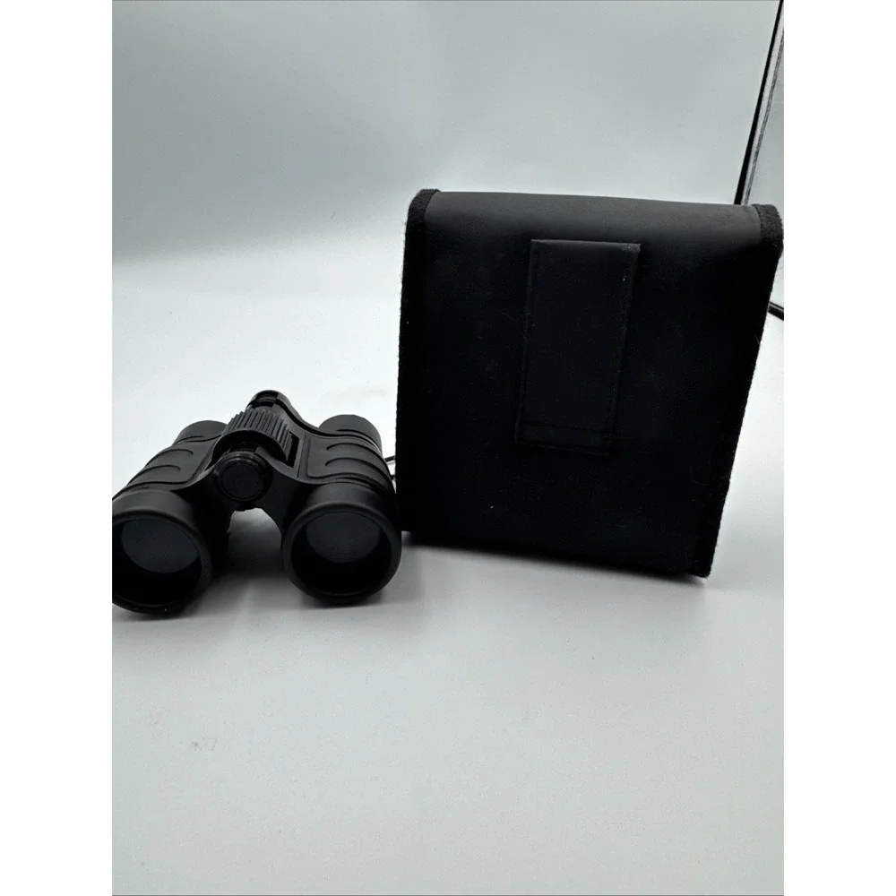 The Unbranded Brand product compact
